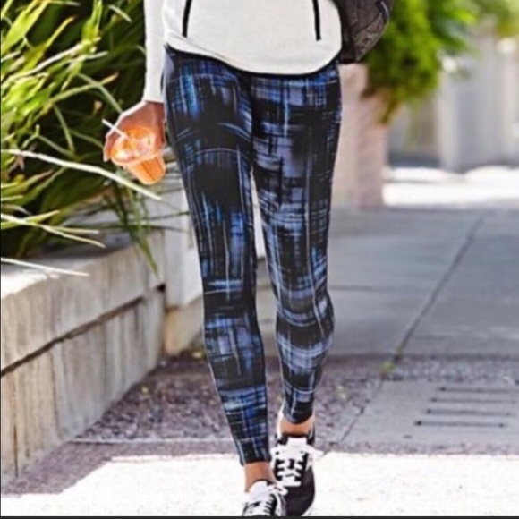 ATHLETA Blue Black CHATURANGA PLAID Full Length Yoga Leggings Sz Large L - Picture 2 of 8